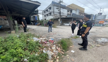 ออกตรวจสอบเเละแก้ไขปัญหาการทิ้งขยะไม่เป็นที่ และ การร้องเรียนคนสัญจรและคนขายพวงมาลัยเหยี่ยว บริเวรไหใหญ่ส่งกลิ่นเหม็น เบื้องต้นได้แนะแนวทางแก้ไขปัญหาดังกล่าว