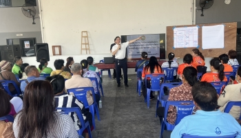 กองสาธารณสุขและสิ่งแวดล้อม ได้จัดประชุมประชาคมรับฟังความคิดเห็นการทบทวนอัตราค่าธรรมเนียมเกี่ยวกับการจัดการสิ่งปฏิกูลและมูลฝอยในเขตตำบลหนองขอนกว้าง